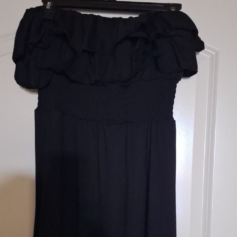 Chic Black Strapless Dress